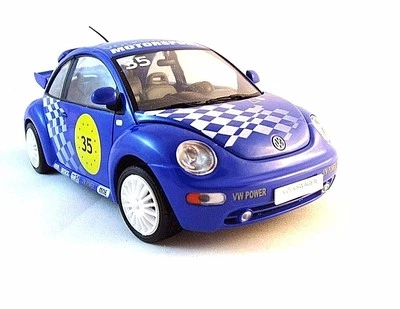 VOLKSWAGEN NEW BEETLE RACING 1999 N.35 SOLIDO 1:18 MODELLINO AUTO PRESSOFUSO ... - Immagine 1 di 4