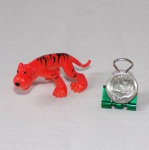 Miniature Dollhouse Toy Zoo Animal Wild Cat Tiger Figurine Plastic 1" VTG - Picture 1 of 3
