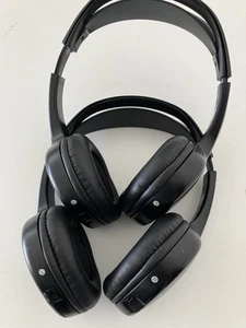 2004 to 2010 Toyota Sienna Wireless Headphones Rarely Used! Work Great! - Picture 1 of 7