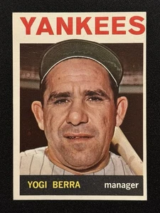 1964 TOPPS YOGI BERRA #21 VINTAGE BASEBALL CARD HOF NEAR MINT NEW YORK YANKEES - Picture 1 of 2