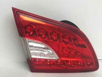 Conjunto de luz trasera de transmisión izquierda montada en tapa 183455- OE para Nissan Sentra 2001-2015 Foto 1 de 4