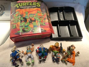 Vintage Teenage Mutant Ninja Turtles Case w/5 Figures-Rat KIng, Panda, Tragg, - Picture 1 of 10