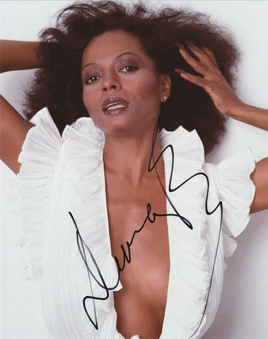 DIANA ROSS IN PERSON 2017 SIGNED PHOTO + COA Cover
