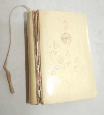 Antique German Prayer Book Celluloid Cover Original Box Crucifix Insert AS-IS - Image 1 of 4
