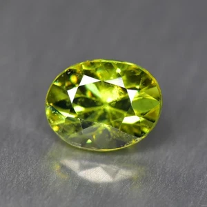 0.78Ct Genuine Unheated Russian Demantoid Garnet _ Oval - Picture 1 of 2