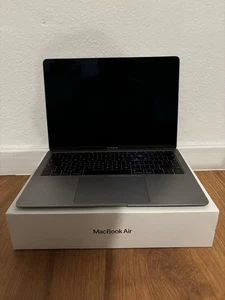 MacBook Air 2019 - Zdjęcie 1 z 6