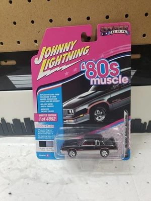 Johnny Lightning 1983 Oldsmobile Cutlass Hurst/Olds 80s Muscle Series In Black - Image 1 of 3
