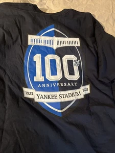 Camisetas Hombre XL NUEVAS CON ETIQUETAS Conmemorativas Yankee Stadium - Imagen 1 de 4