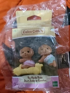 Calico Critters Spielzeug Pudel Zwillinge Baby Welpe Zwillinge Spielset - Bild 1 von 2