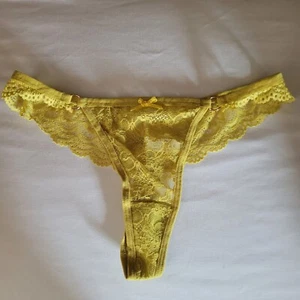 Yellow Women's Sexy Lacy Thong Underwear Size Medium - Picture 1 of 3