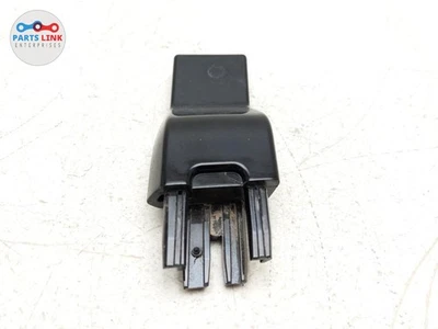 Land Rover Defender 110 2020-23 carril de carga tapa trasera soporte montaje moldura lateral Foto 1 de 4