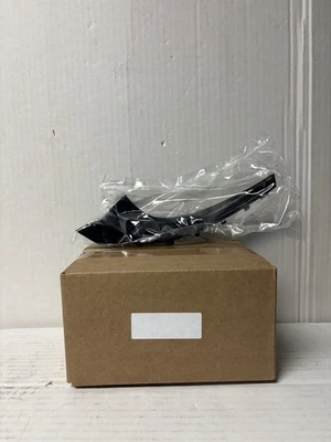 Nissan Sentra 2014-2018 - Cubierta de guardabarros Foto 1 de 4