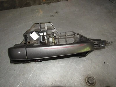 Dodge Journey 2011-2020 OEM conductor mango exterior trasero (código de color PAJ) 18 19 Foto 1 de 3