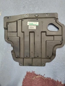 GENUINE NEW NISSAN NAVARA D40 2.5 ENGINE UNDER TRAY 50842 5X20A - Picture 1 of 2