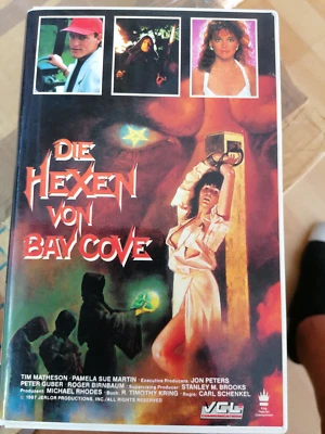 VHS RARITÄT: DIE HEXEN VON BAY COVE (1987)   NUR AUF VHS & DVD!! - Bild 1 von 2