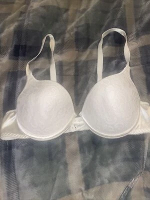 Vintage Lovable 36B White Satin & Lace Soft Cup Full Coverage Bra U/W Hearts Wow - Image 1 of 4