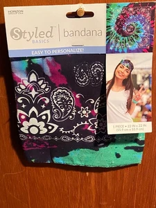 22" x 22" Styled Basics Bandana einfach zu personalisieren *NEU* k1 - Bild 1 von 2