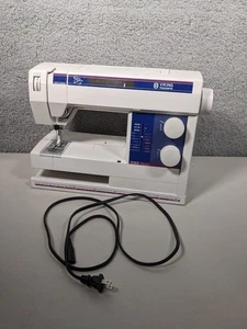 Máquina de coser electrónica Husqvarna Viking 230 con cable de alimentación - Imagen 1 de 5
