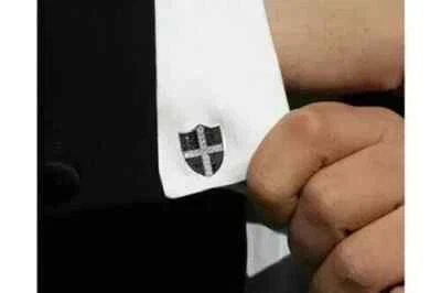 Gemelos para hombre enchapados en oro blanco de 14 quilates corte redondo diamante negro creado en laboratorio Foto 1 de 4