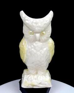 Belleek Porcelain Ireland Great Horned Owl 8" Vase 3rd Green Mark 1965-1980