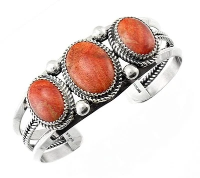 Brazalete de plata esterlina nativo americano con coral Foto 1 de 3