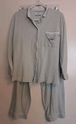 Conjunto de Pijama Karen Neuburger Talla Pequeña Verde Blanco Cuadros Bordado  Foto 1 de 4