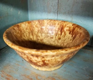 Antique Bennington Pottery Spongeware Bowl - Picture 1 of 6