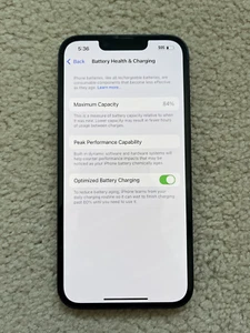 📱 iPhone 14 - Débloqué - 128 Go - Parfait état - Batterie 84% ✅ - Photo 1 sur 2