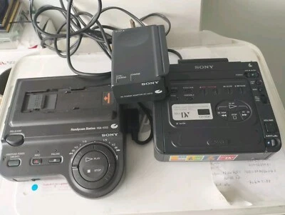 Sony Digital Cassette Recorder GV-D300E Pal - Bild 1 von 4