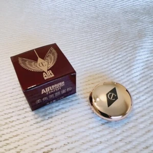 Charlotte Tilbury Airbrush Flawless Powder Mini Size 0.8g Fair Color with Puff - Picture 1 of 6