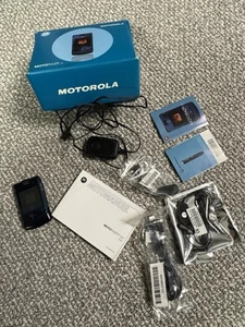 Motorola Razr v3i avec boite/accessoires en l'état - Photo 1 sur 5