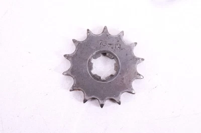 Yamaha DT175C 175 1976 76 OEM piñón delantero engranaje Y157 Foto 1 de 4