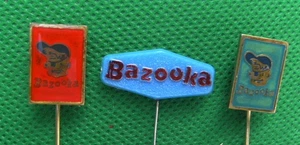 BAZOOKA JOE - Chewing bubble gum - Old rare pin badges - Lot of 3 - Picture 1 of 13