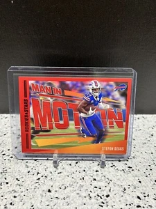 Panini Rookies & Stars 2023 - Man in Motion Longevity #MM-28 Stefon Diggs - Imagen 1 de 2