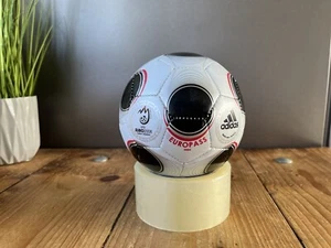 1 UNBENUTZT SAMMLERSTÜCK SELTEN EURO 2008 ADIDAS EUROPASS MINI FUSSBALL GRÖSSE 0 - Bild 1 von 9