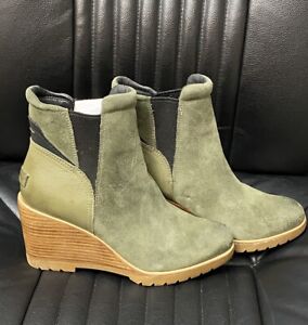 Sorel Boots After Hour Chelsea Wedge Ankle Booties Women’s Size 8 Green Suede