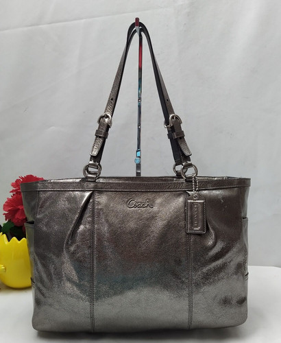 Borsa a tracolla Coach grigio metallizzato in pelle doppi manici chiusura con cerniera tote
