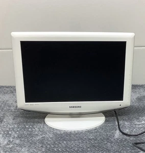 Samsung 19" TV Gaming Home Video White Monitor HDMI LN-T1954H No Remote - Picture 1 of 6