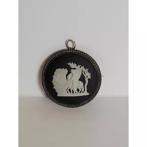 Wedgwood Cameo Brooch Pendant Black Basalt Jasperware Silver Tone Beaded - Picture 1 of 7