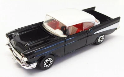Corgi 1/43 Scale C825/1 - 1957 Chevrolet Bel Air - Black/White - Image 1 of 2