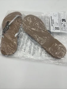Amazon Essentials Women’s Thong Sandles Size 8 - Picture 1 of 5
