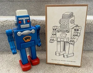 METALLIC BLAU 9" ROBOTER - MS 360 - AUFZIEHWEISSBLECH WELTRAUMSPIELZEUG - NEUWERTIG IN BOX 🙂 - Bild 1 von 1