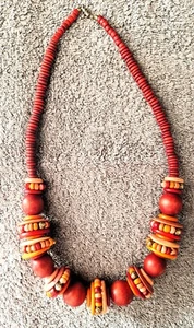 collana donna legno stile etnico - Foto 1 di 3