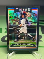 2006 Topps CHrome Ivan Rodriguez Black Refractor /549 - Detroit Tigers