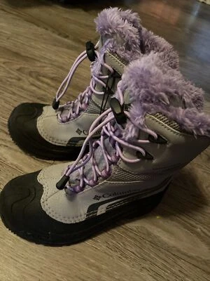 Columbia Girls Size 3  400 grams Gray and Purple Waterproof Boots - Image 1 of 4