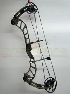 Used - PSE Fortis 30 - Right Hand - 70lbs - 25"-30.5" - Mossy Oak Bottomland - Picture 1 of 2