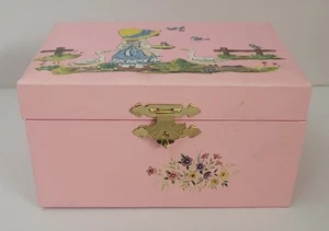 Vintage Girl's Twirling Ballerina Jewelry Box - Picture 1 of 7