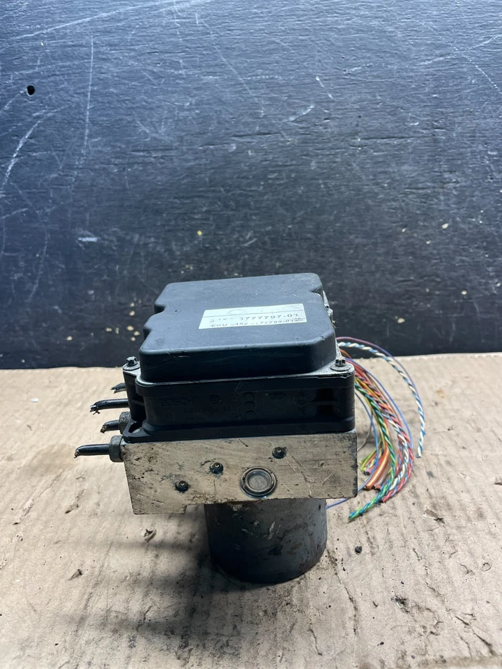 Bomba de freno antibloqueo BMW 335i 2007 a 2013 ABS 6768550 OEM T7105 DG Foto 1 de 4