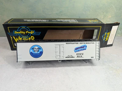 Weaver O Wood Side Reefer Car Skyland Eggs #6010 3 Rail, No Trucks/Couplers - Image 1 of 4