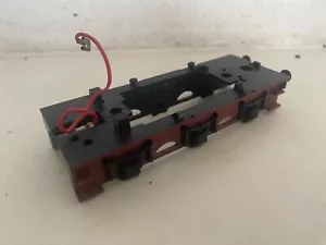 HORNBY R832 R066 STANIER MAROON TENDER CHASSIS 56mm WHEEL CTRS SUITS MANY - Picture 1 of 3
